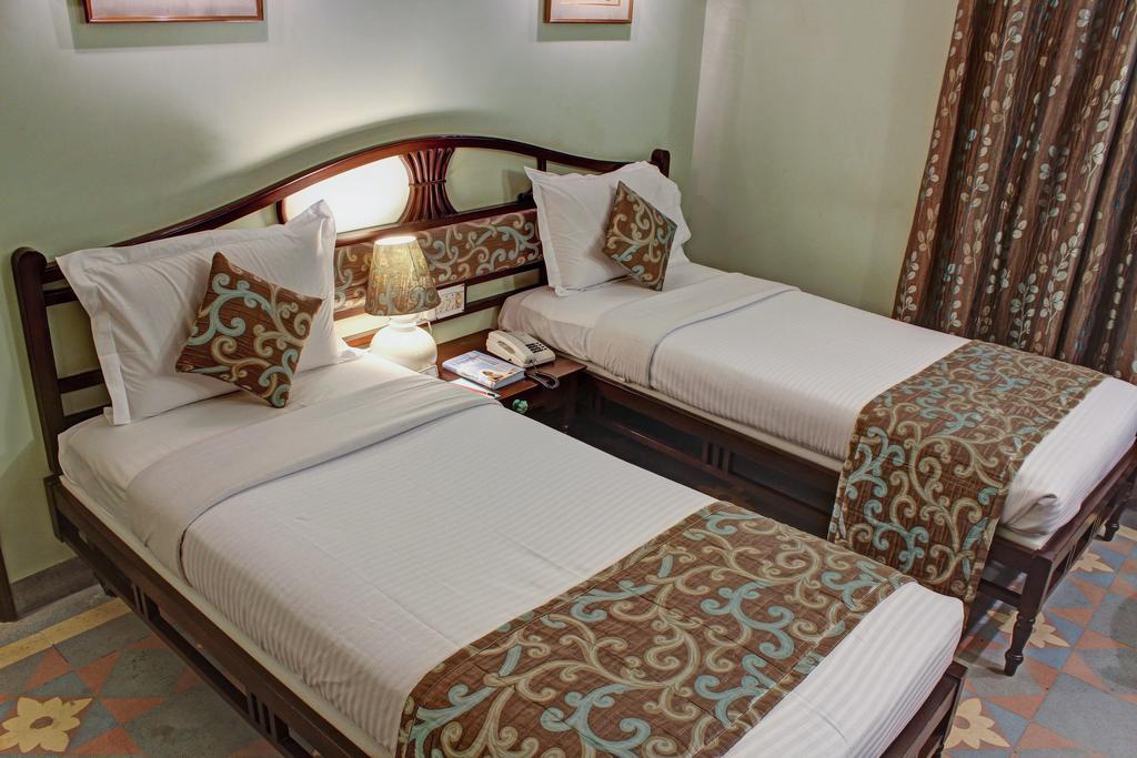 Palace On Ganges - Heritage Hotel Benares Kamer foto
